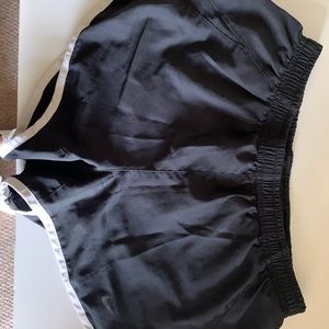black nike shorts